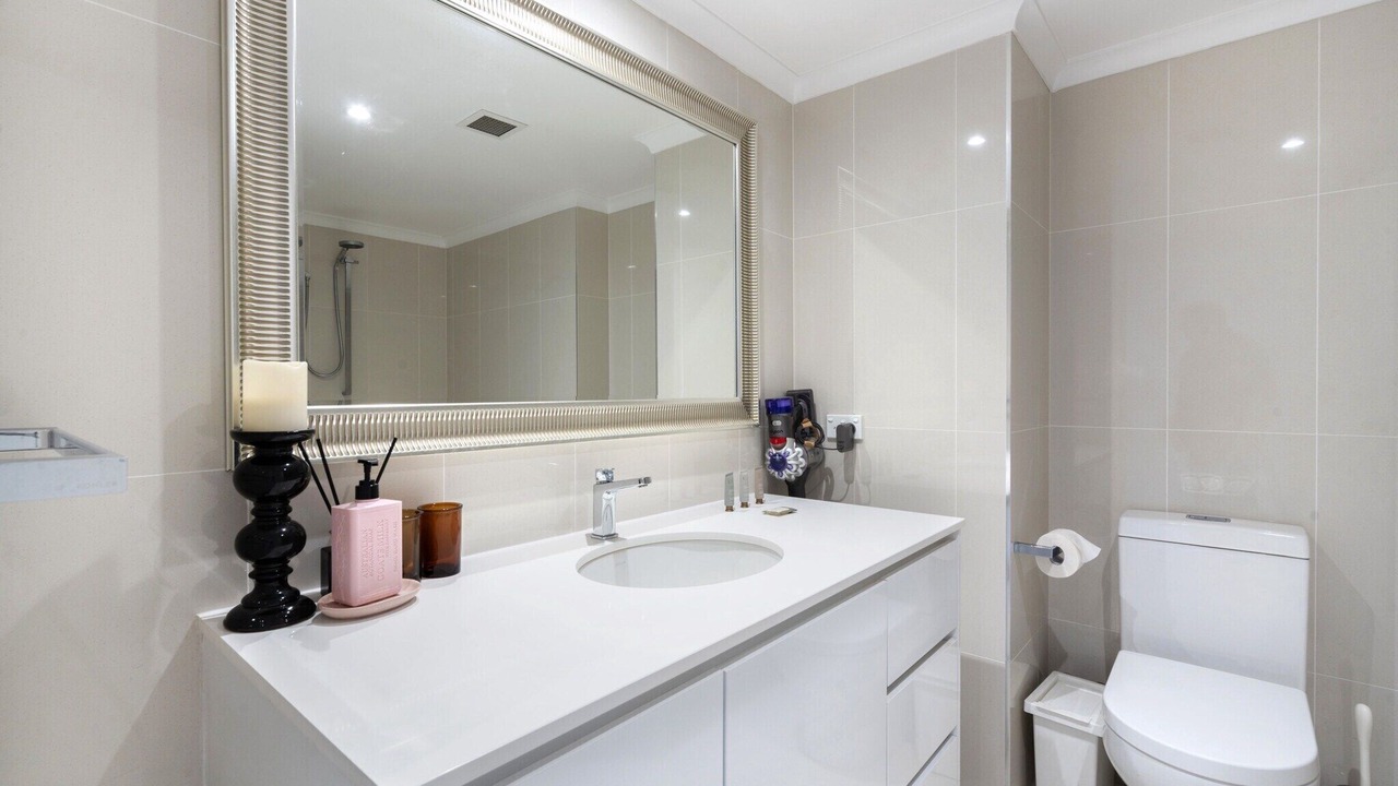 Photo of Bathroom in Manuka
