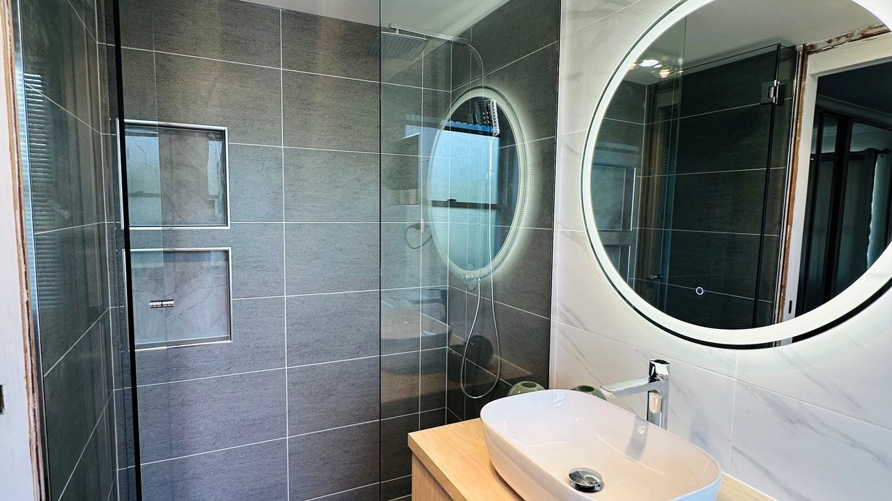 Photo of Bathroom in Reid