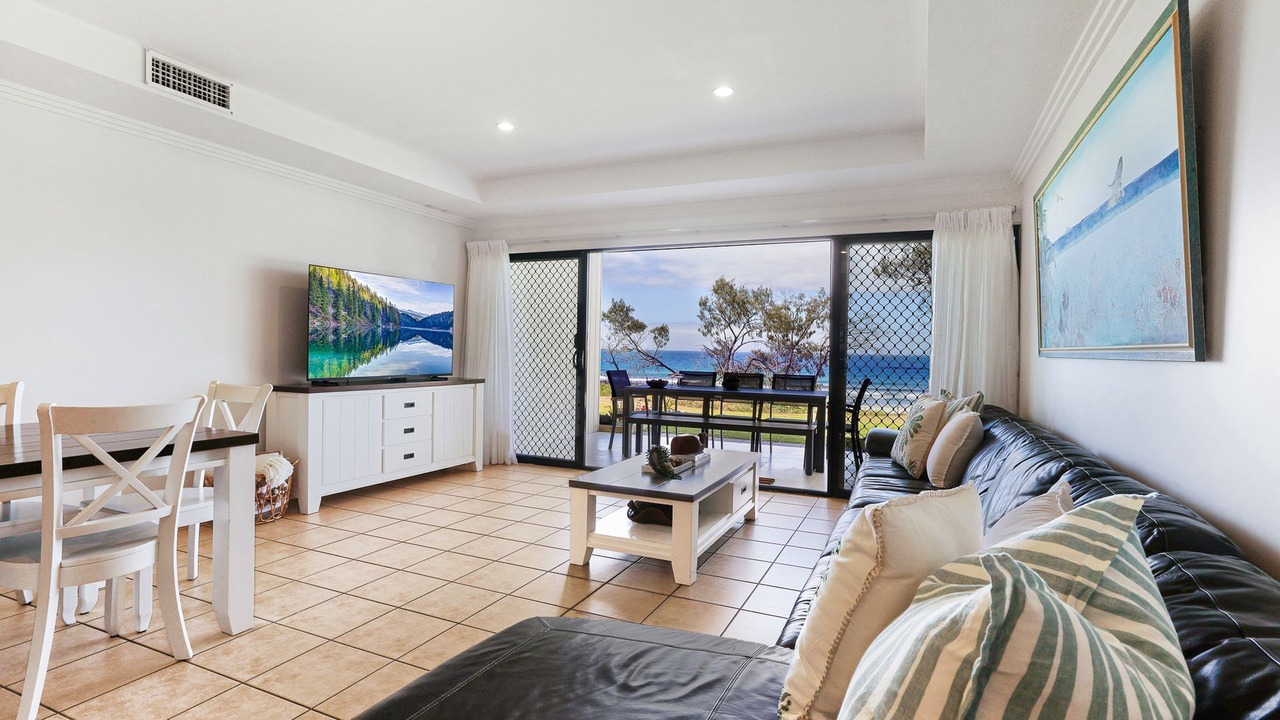 Photo of Livingroom in Coral Cove