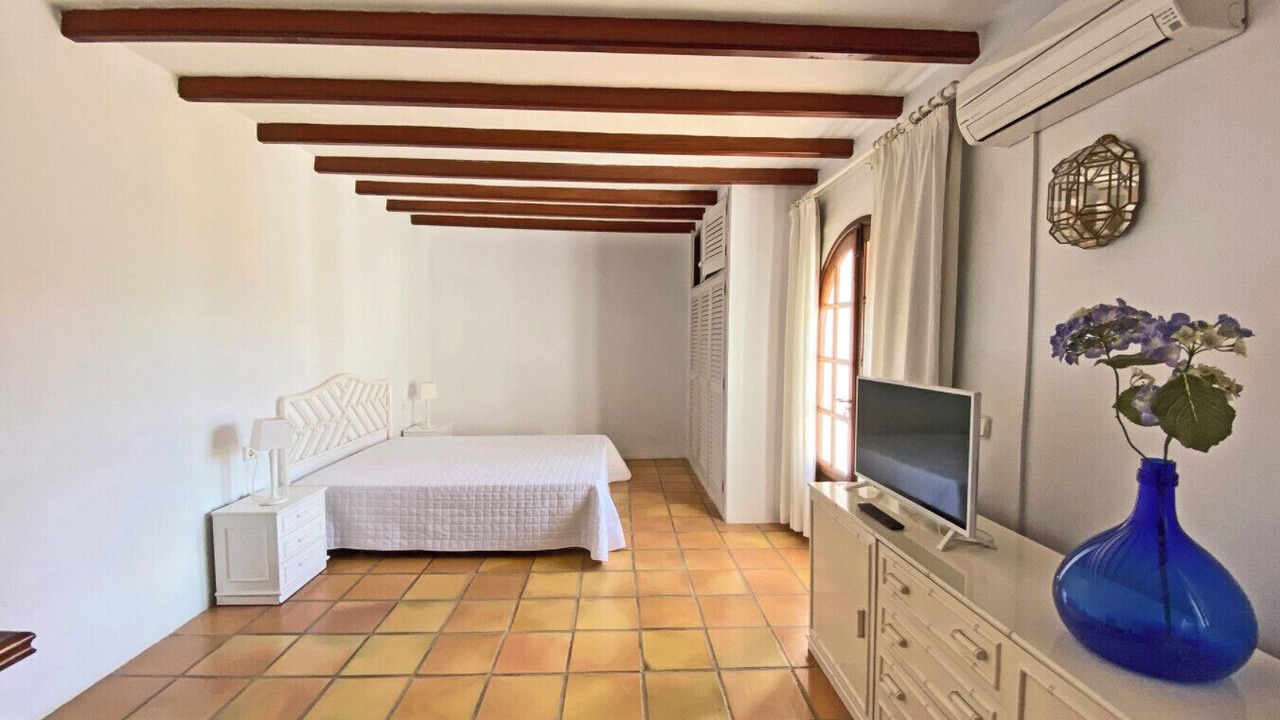 Photo of Bedroom in Figueretas
