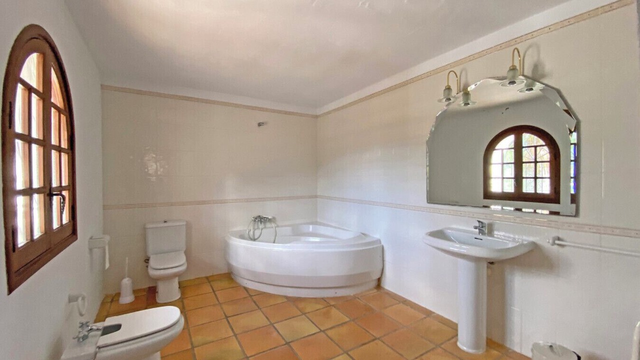 Photo of Bathroom in Figueretas