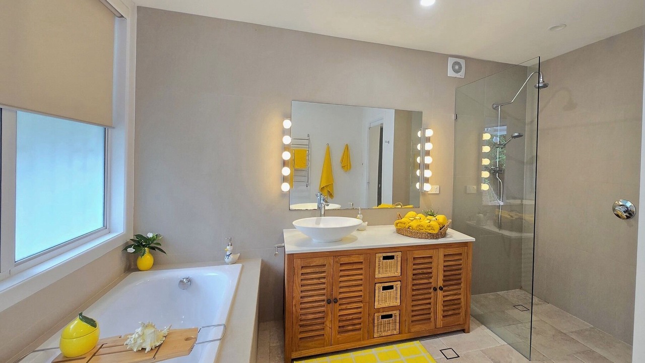 Photo of Bathroom in Kenmore
