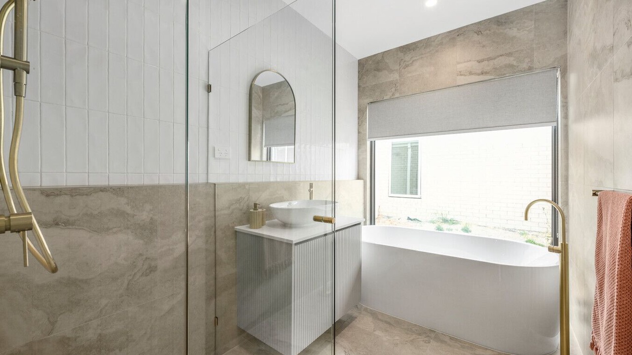 Photo of Bathroom in Indented Head