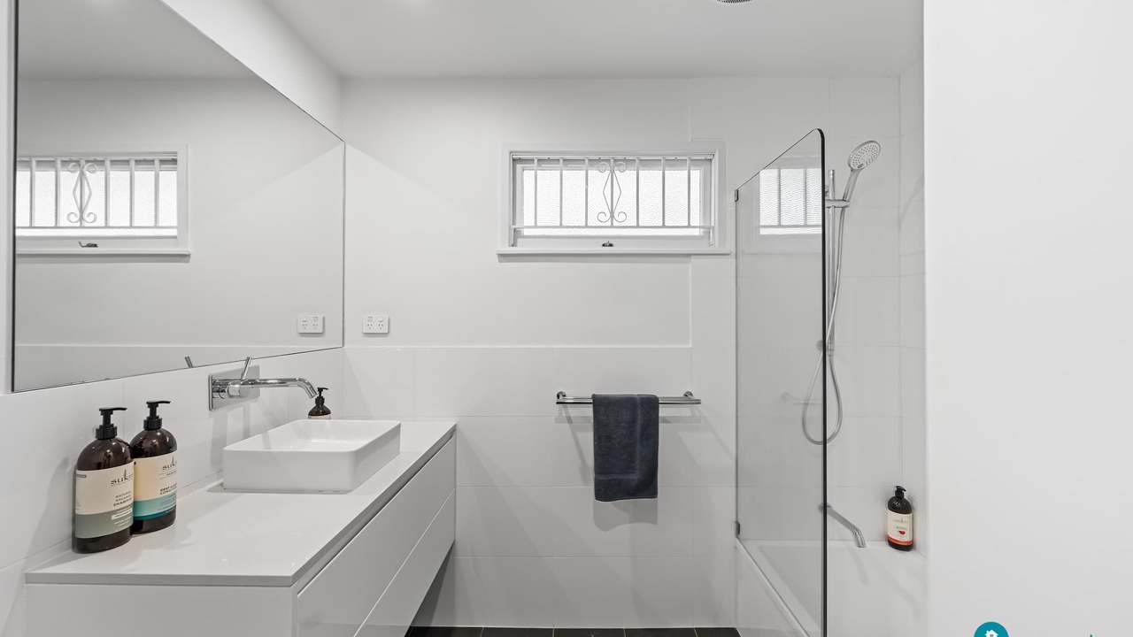 Photo of Bathroom in Tarragindi