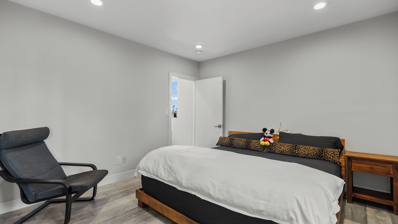Photo of Bedroom in East Hollywood
