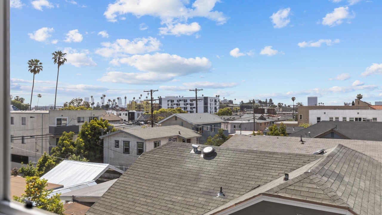 Photo of Others in East Hollywood