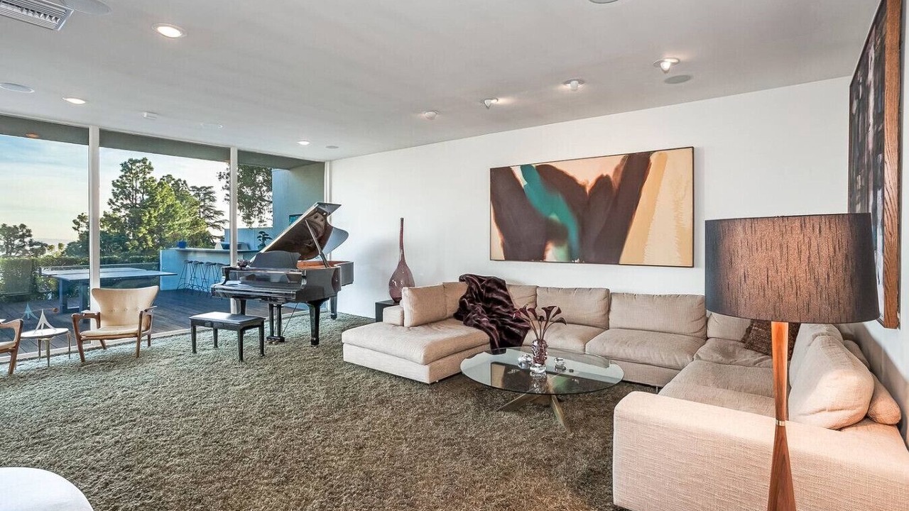 Photo of Livingroom in The Bird Streets