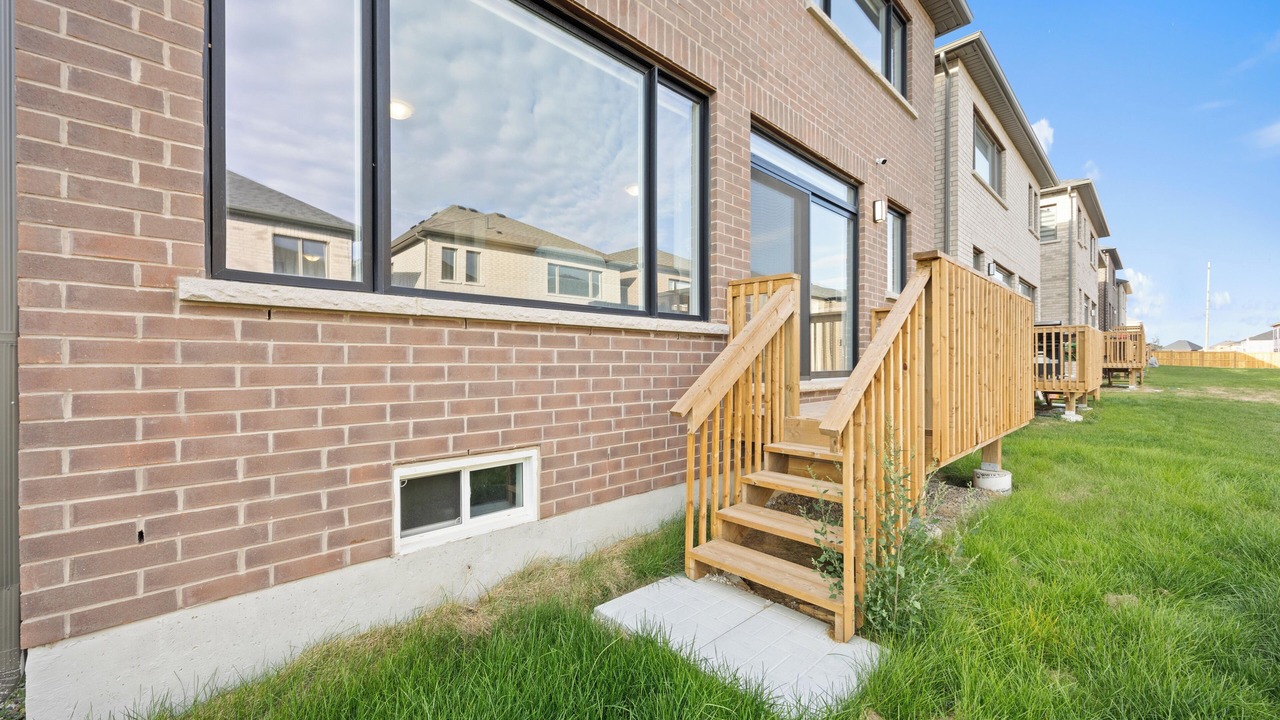 Photo of Outdoor in Erin