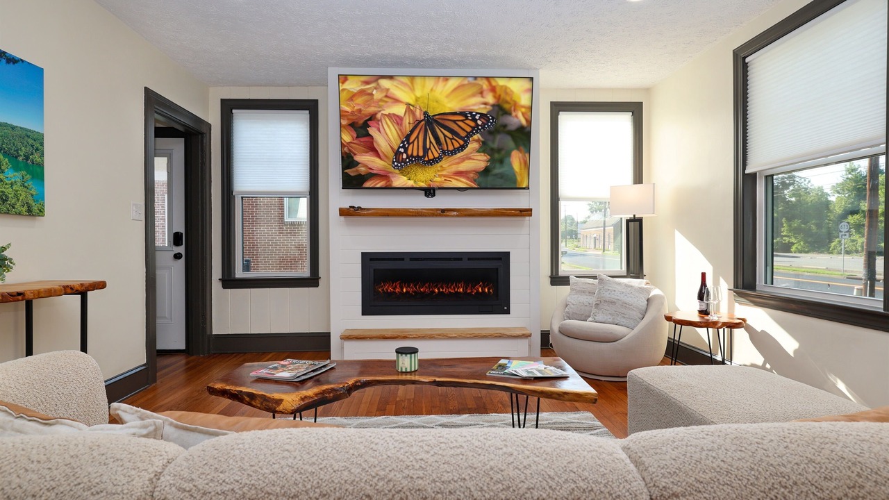 Photo of Livingroom in Bassett