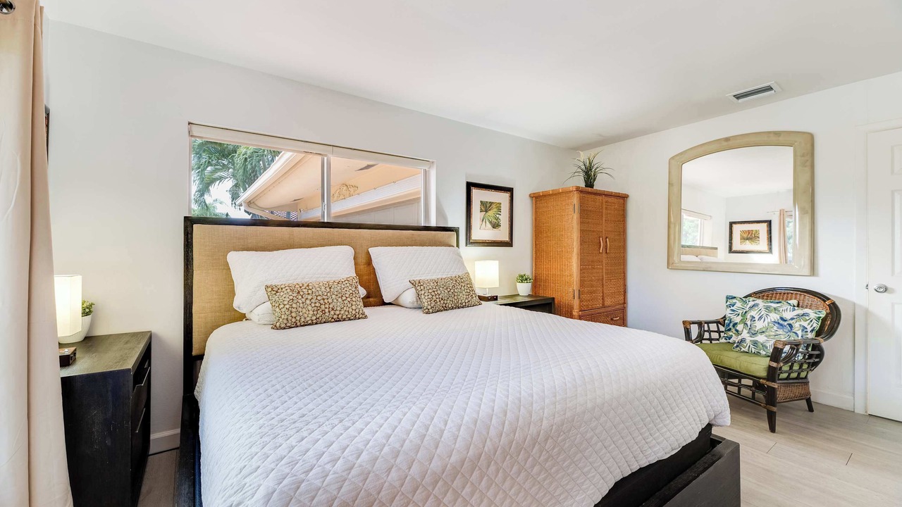 Photo of Bedroom in Cypress Point