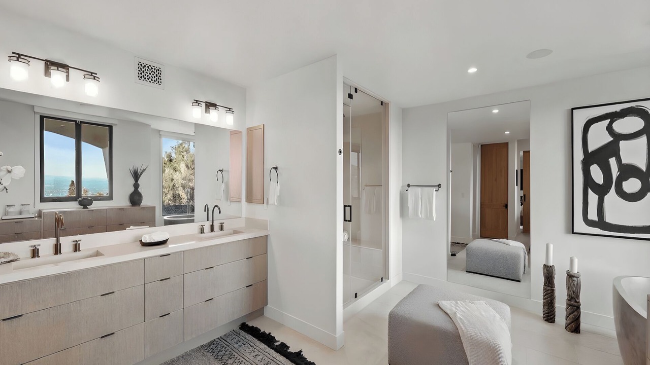 Photo of Bathroom in Hollywood Hills