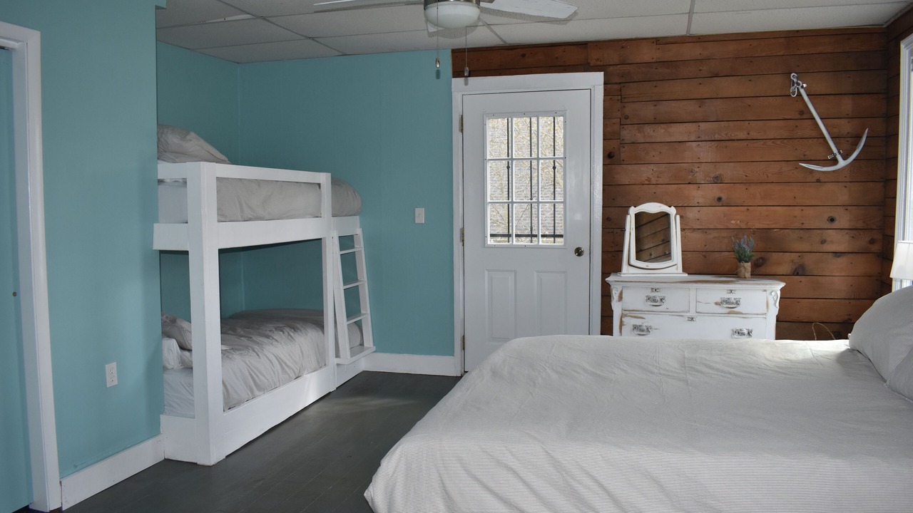 Photo of Bedroom in Findley Lake