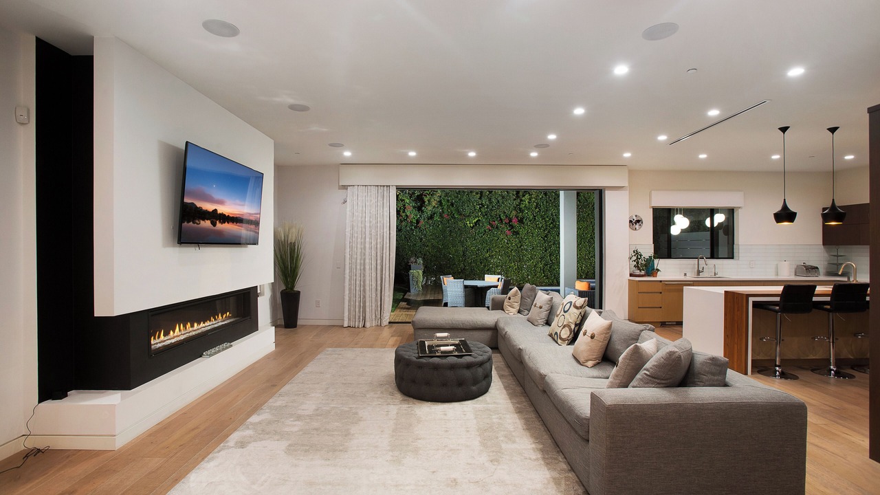 Photo of Livingroom in Melrose