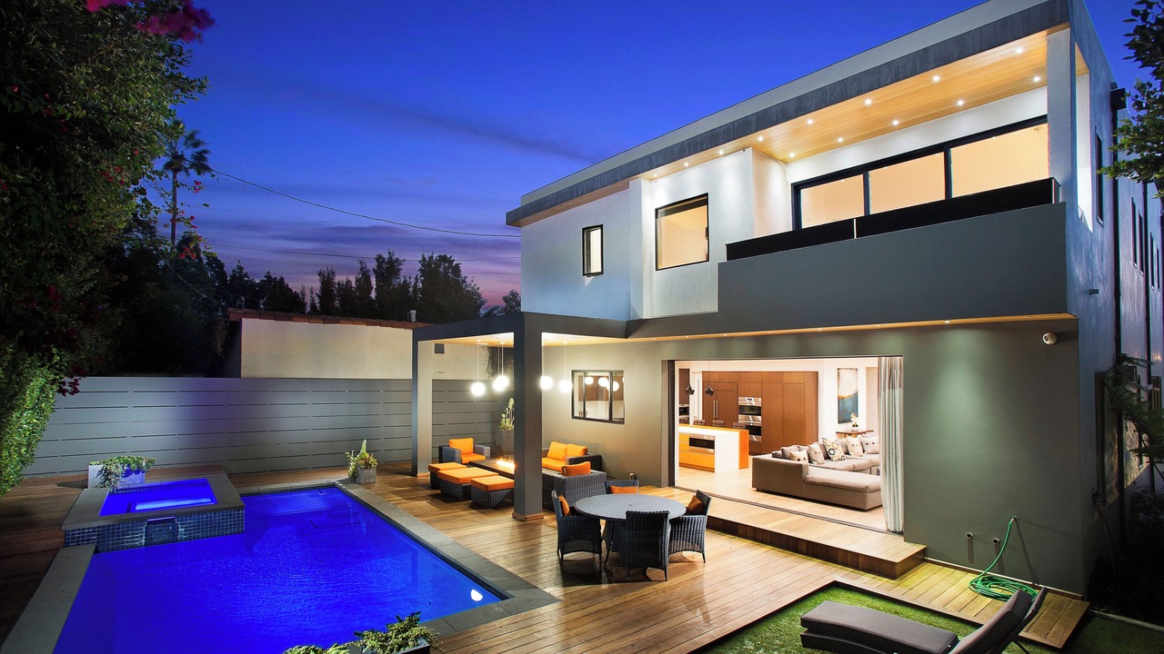 Photo of Outdoor in Melrose