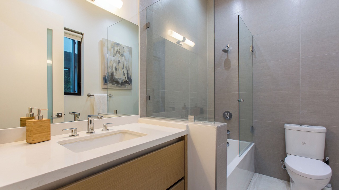 Photo of Bathroom in Melrose