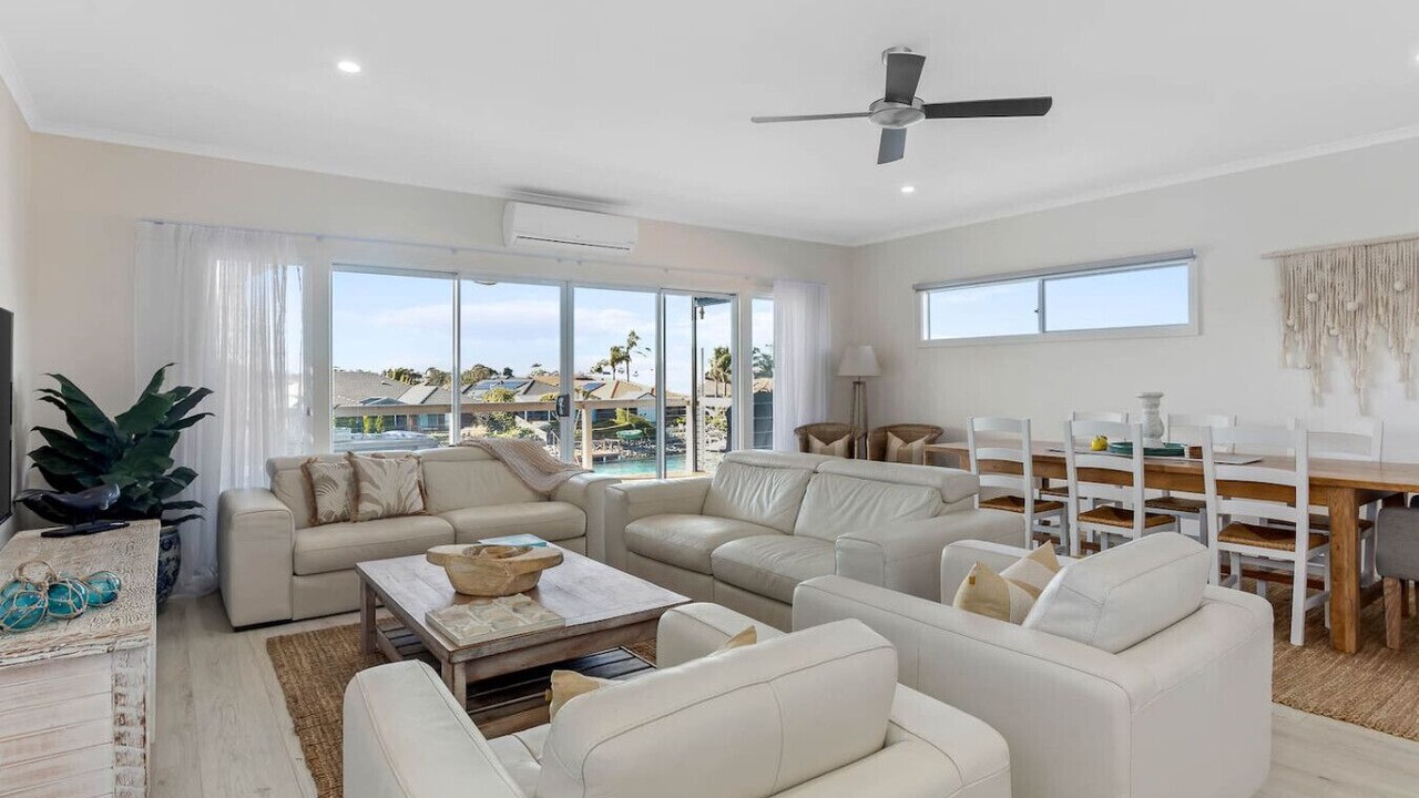 Photo of Livingroom in Encounter Bay