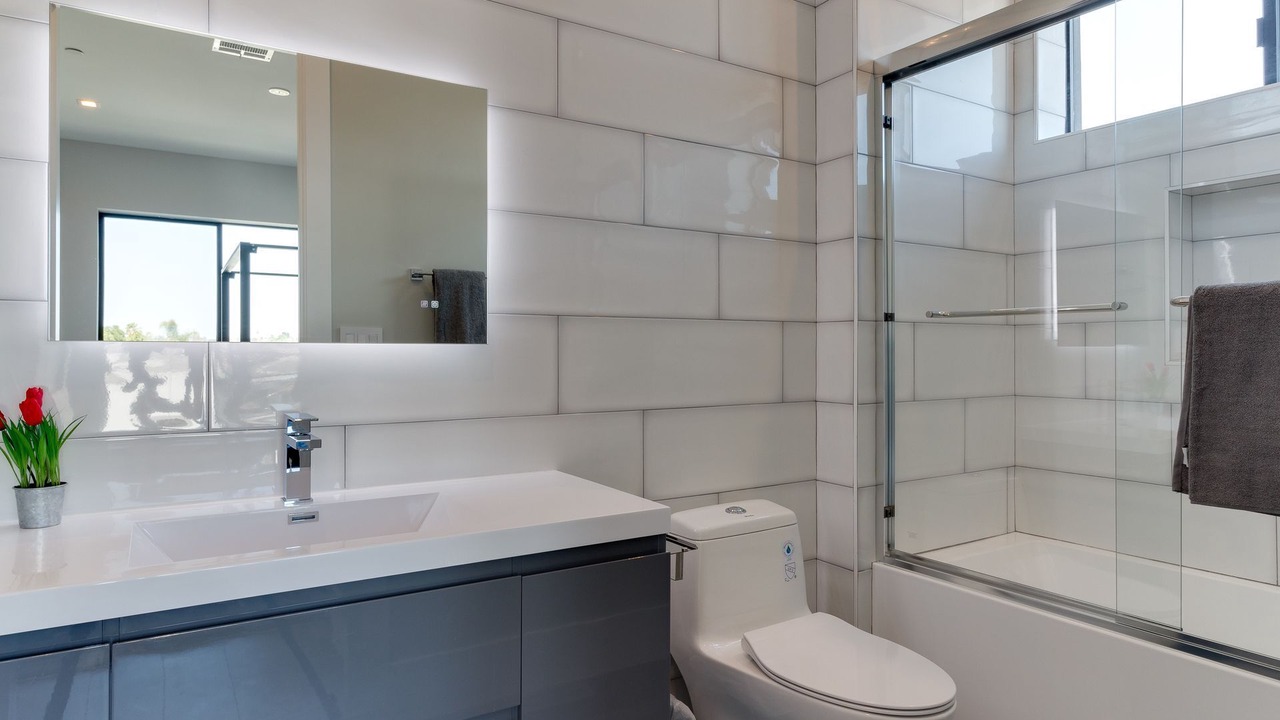 Photo of Bathroom in Mid City