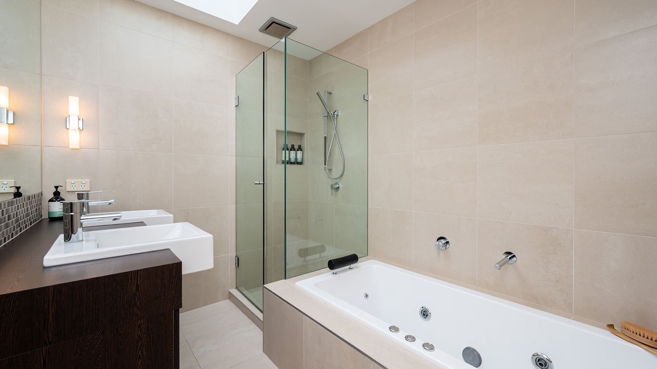 Photo of Bathroom in Elwood