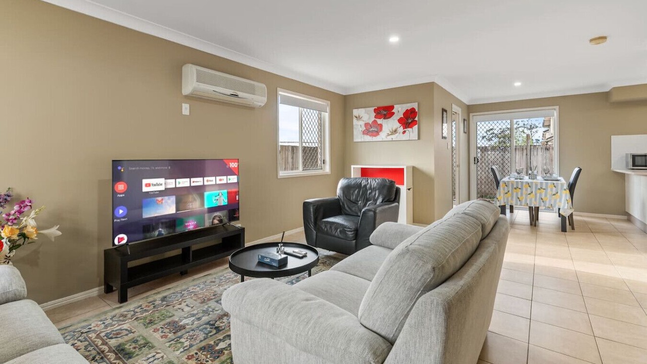 Photo of Livingroom in Calamvale
