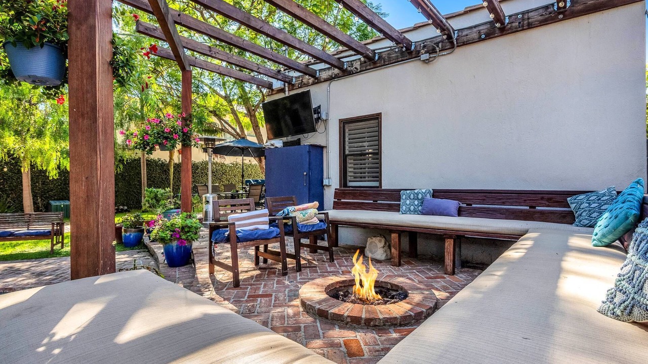 Photo of Outdoor in Mid City