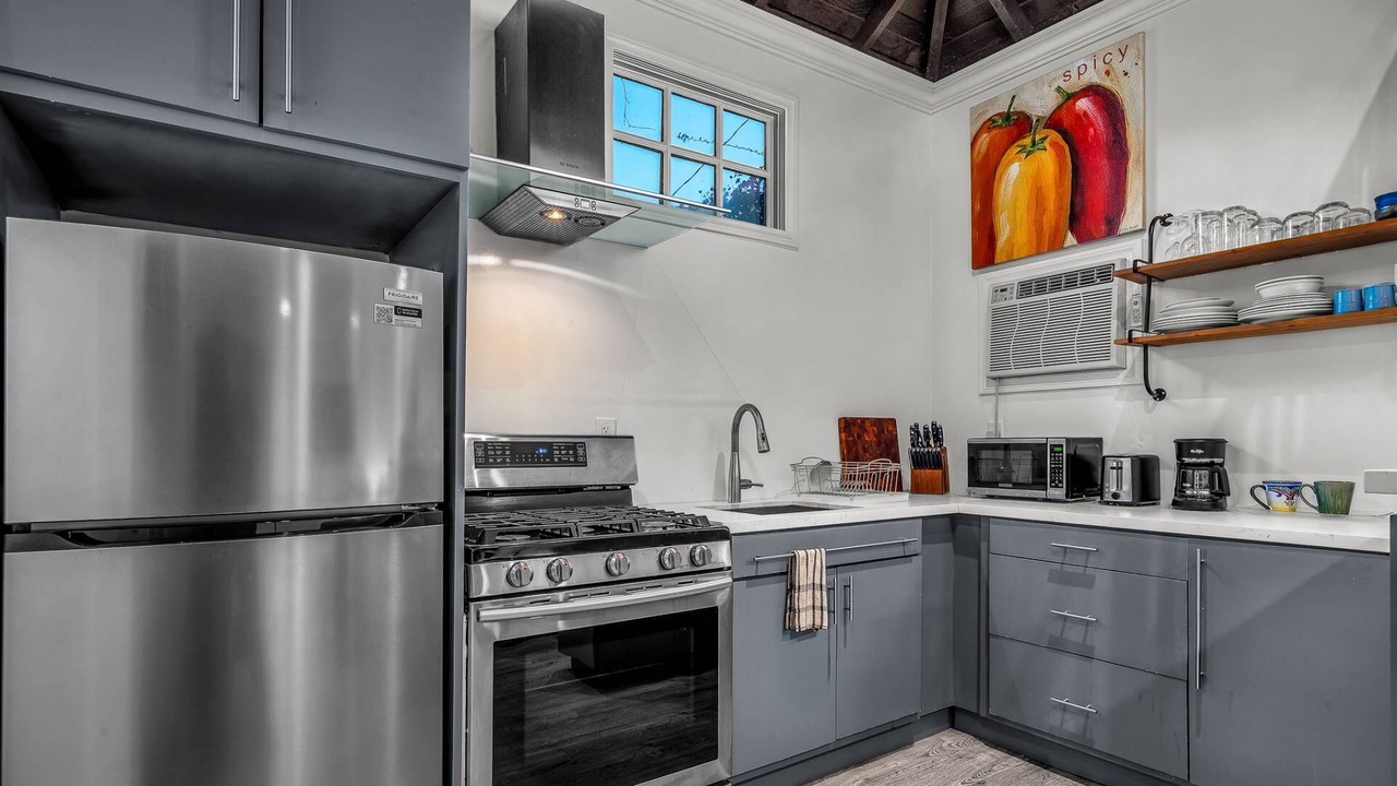 Photo of Kitchen in Mid City
