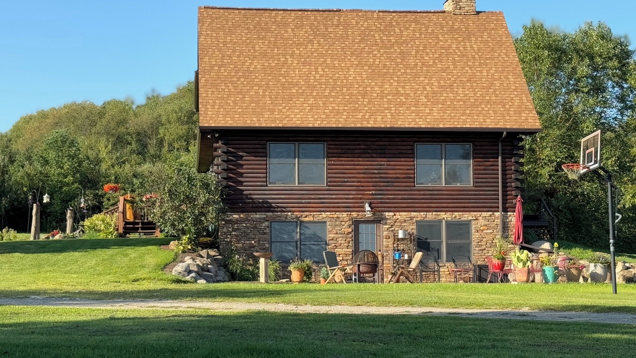 Photo of Outdoor in Erie County