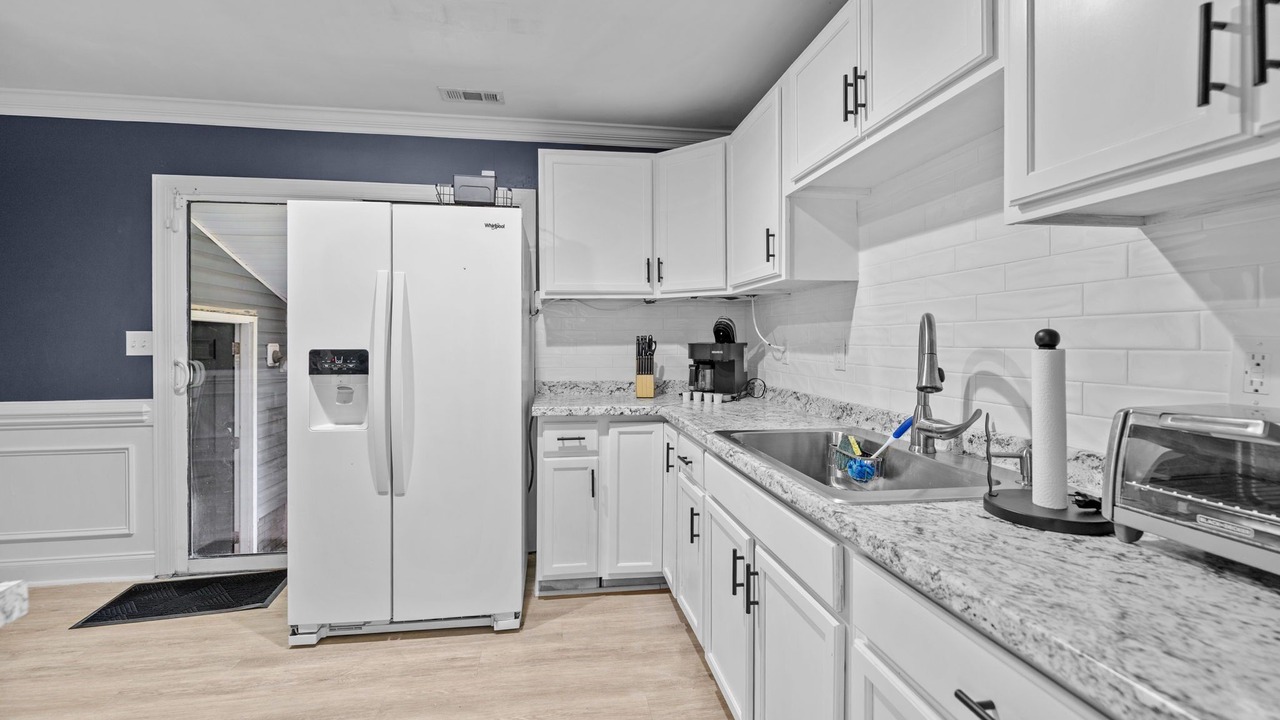 Photo of Kitchen in Paw Creek