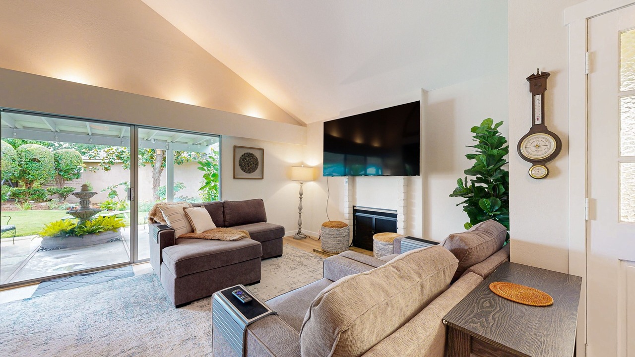Photo of Livingroom in Mission Viejo