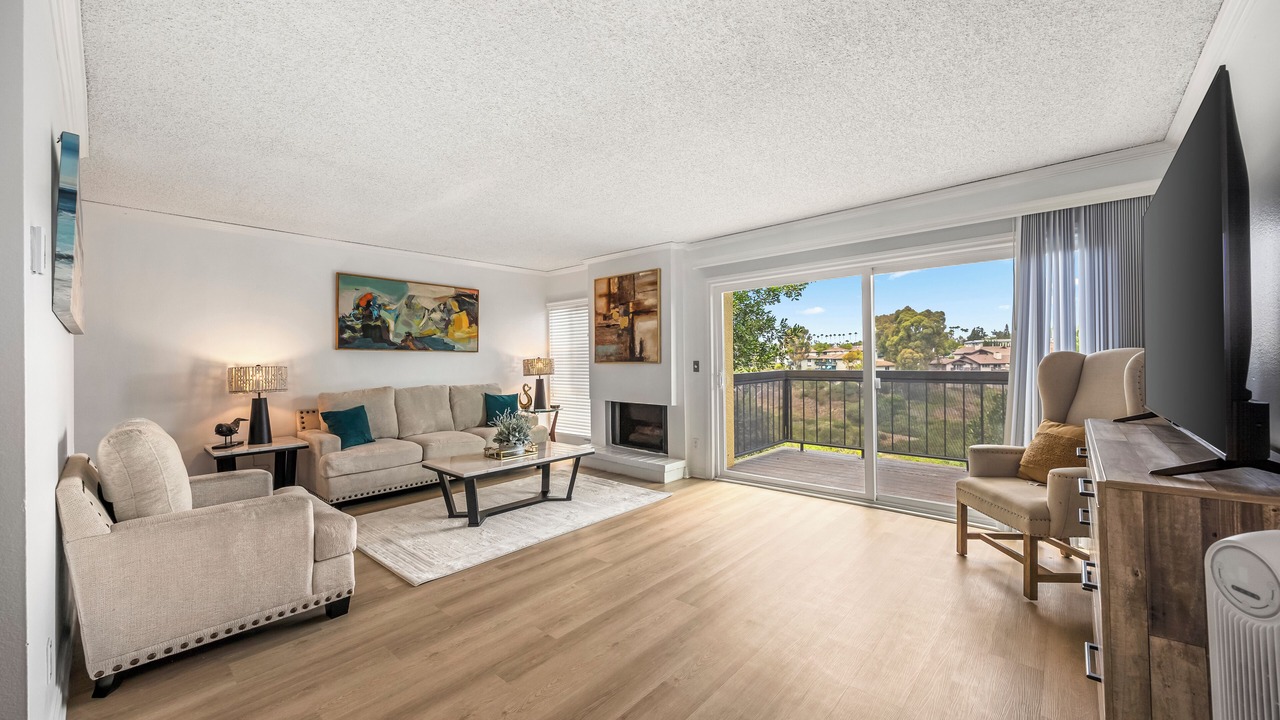 Photo of Livingroom in Newport Beach