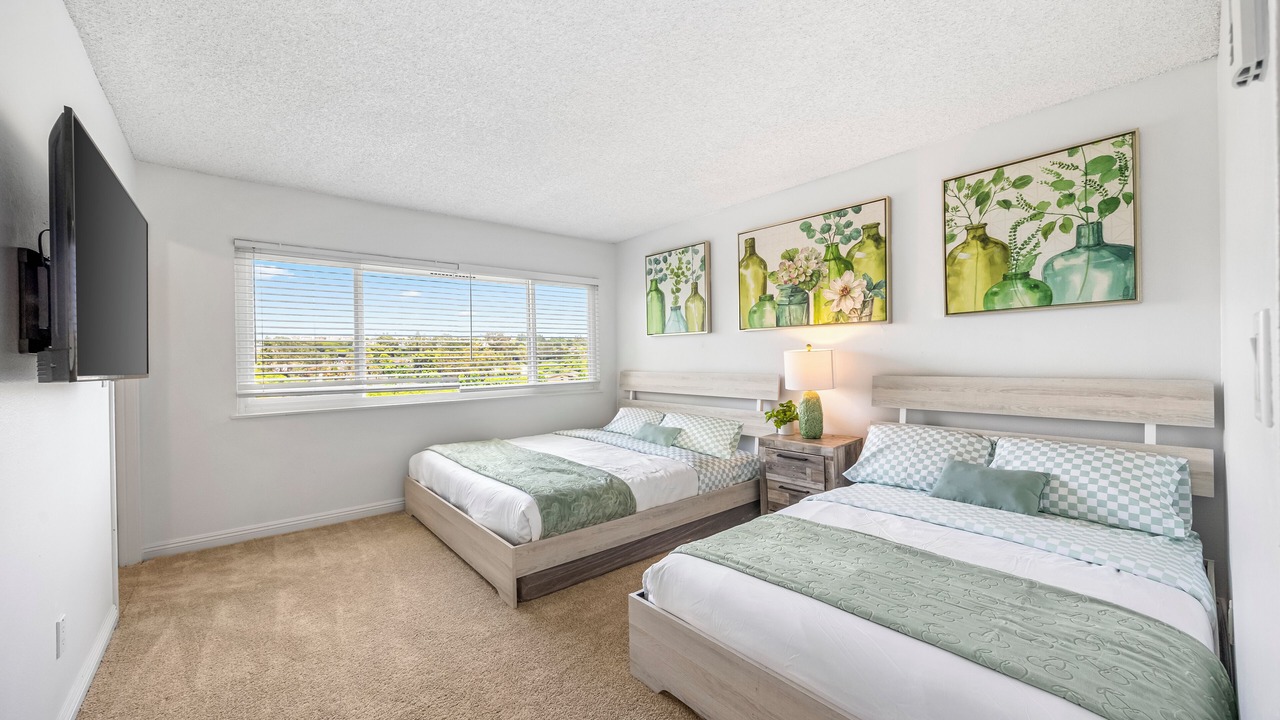 Photo of Bedroom in Newport Beach