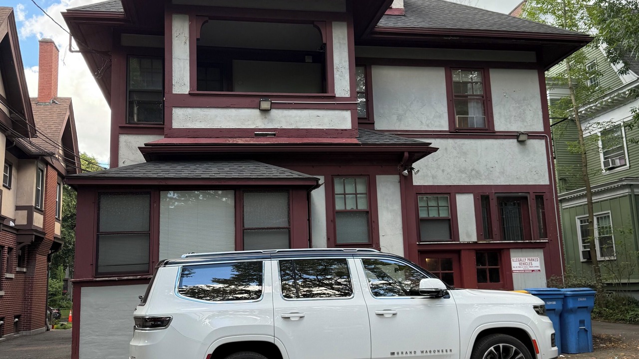 Photo of Outdoor in East Avenue