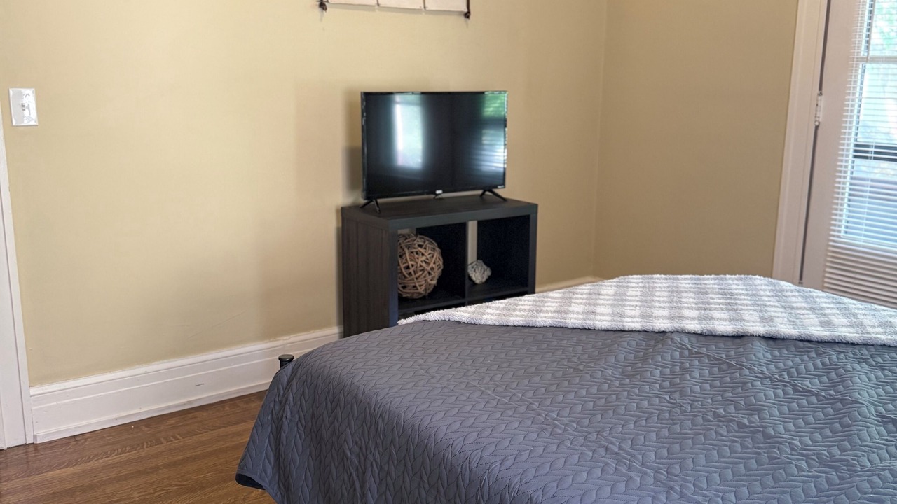 Photo of Bedroom in East Avenue