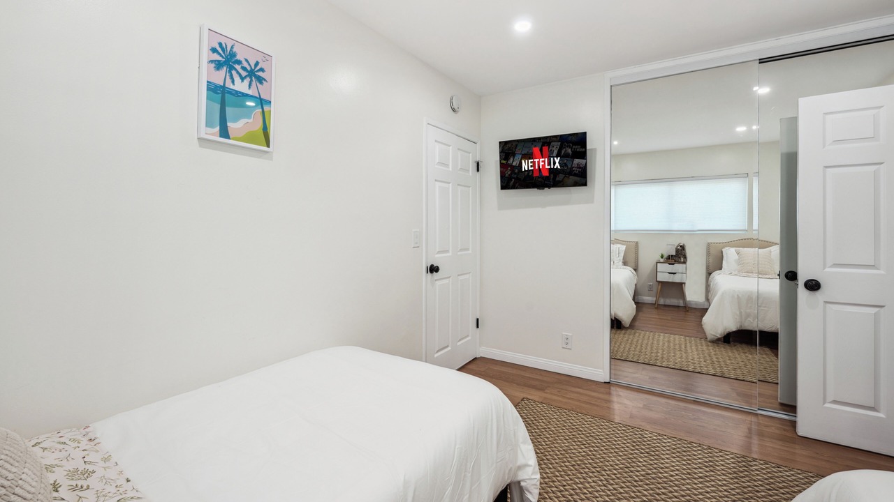 Photo of Bedroom in Mar Vista