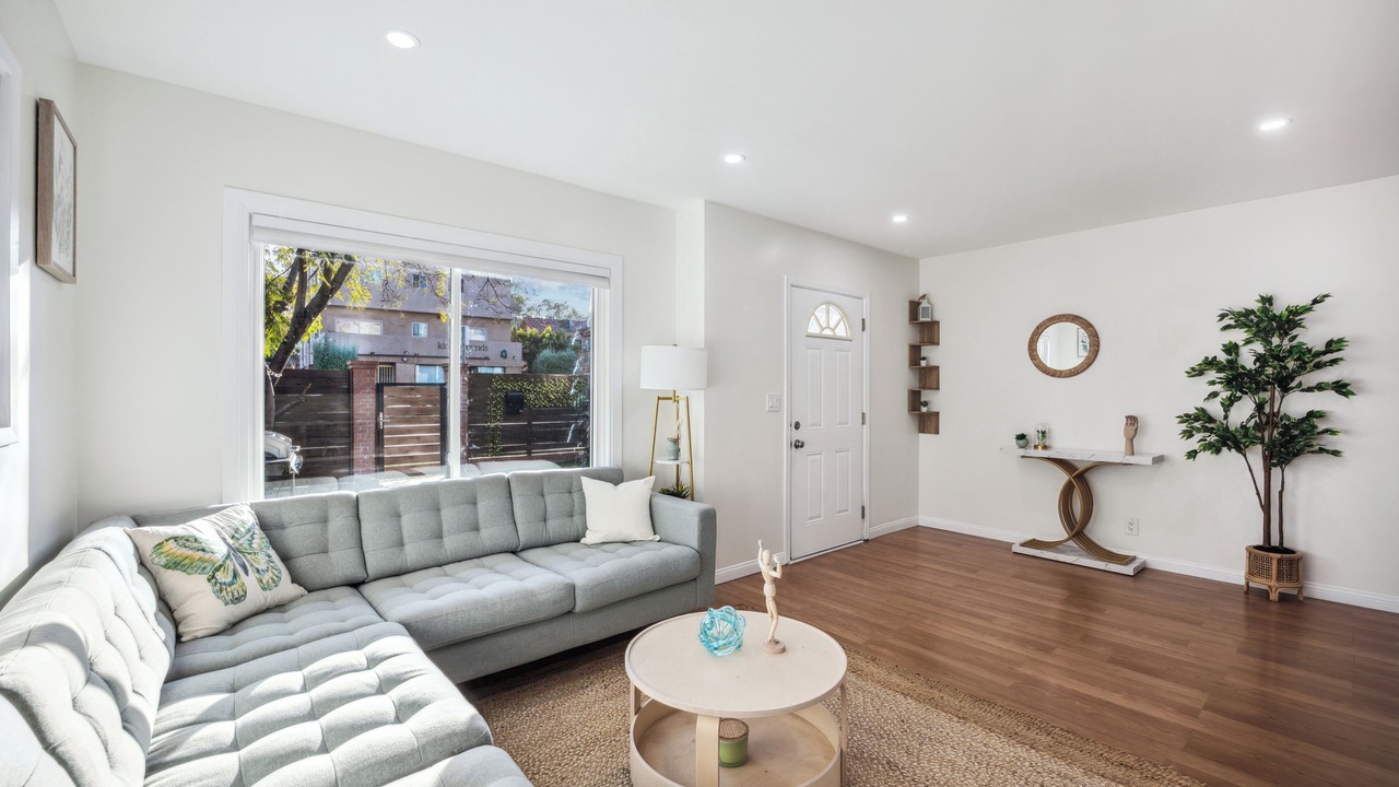 Photo of Livingroom in Mar Vista