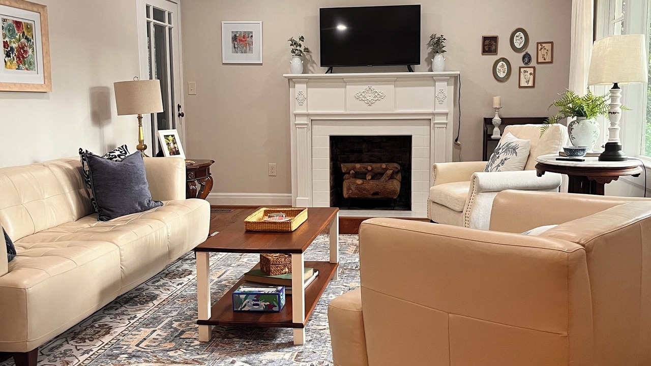 Photo of Livingroom in Centreville