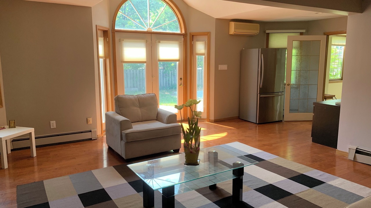 Photo of Livingroom in Guelph