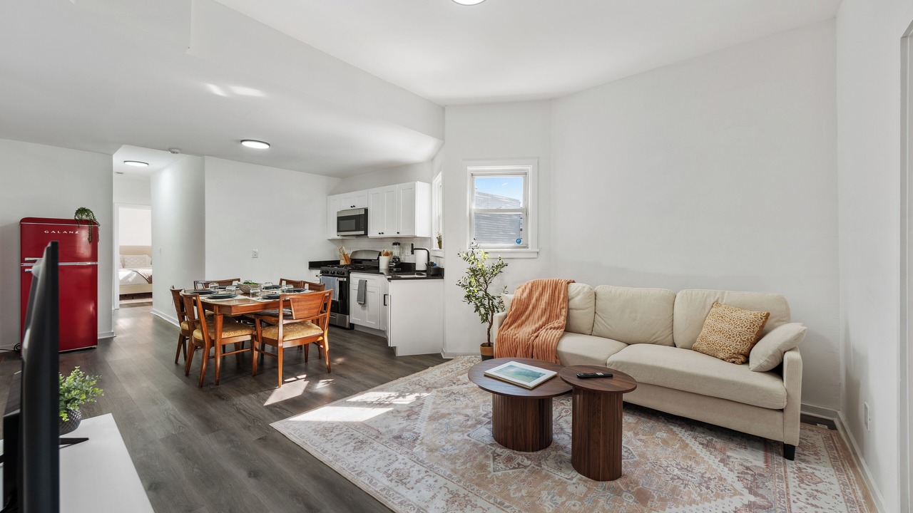 Photo of Livingroom in Communipaw