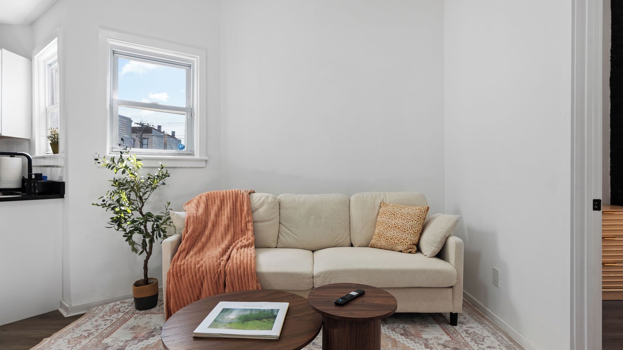 Photo of Livingroom in Communipaw
