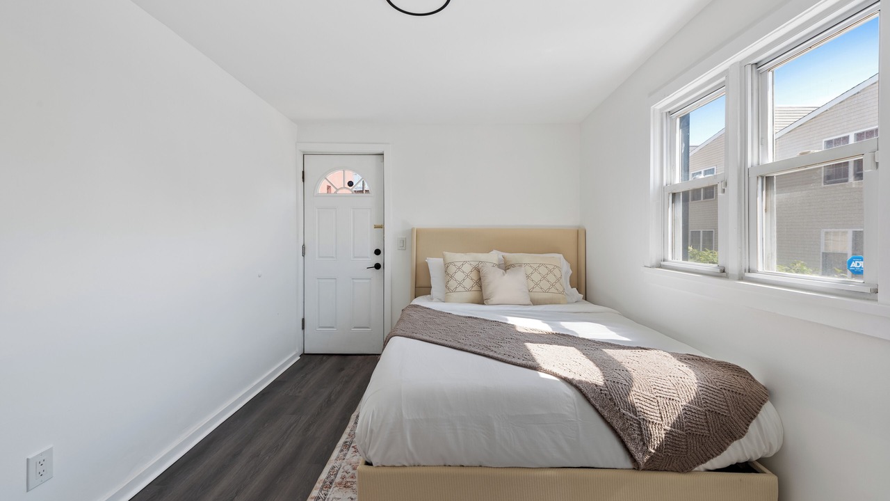 Photo of Bedroom in Communipaw