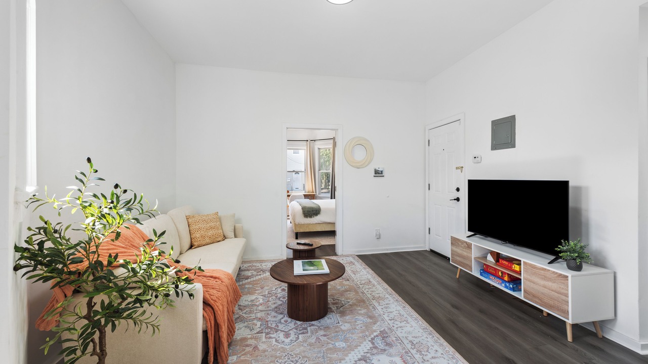 Photo of Livingroom in Communipaw