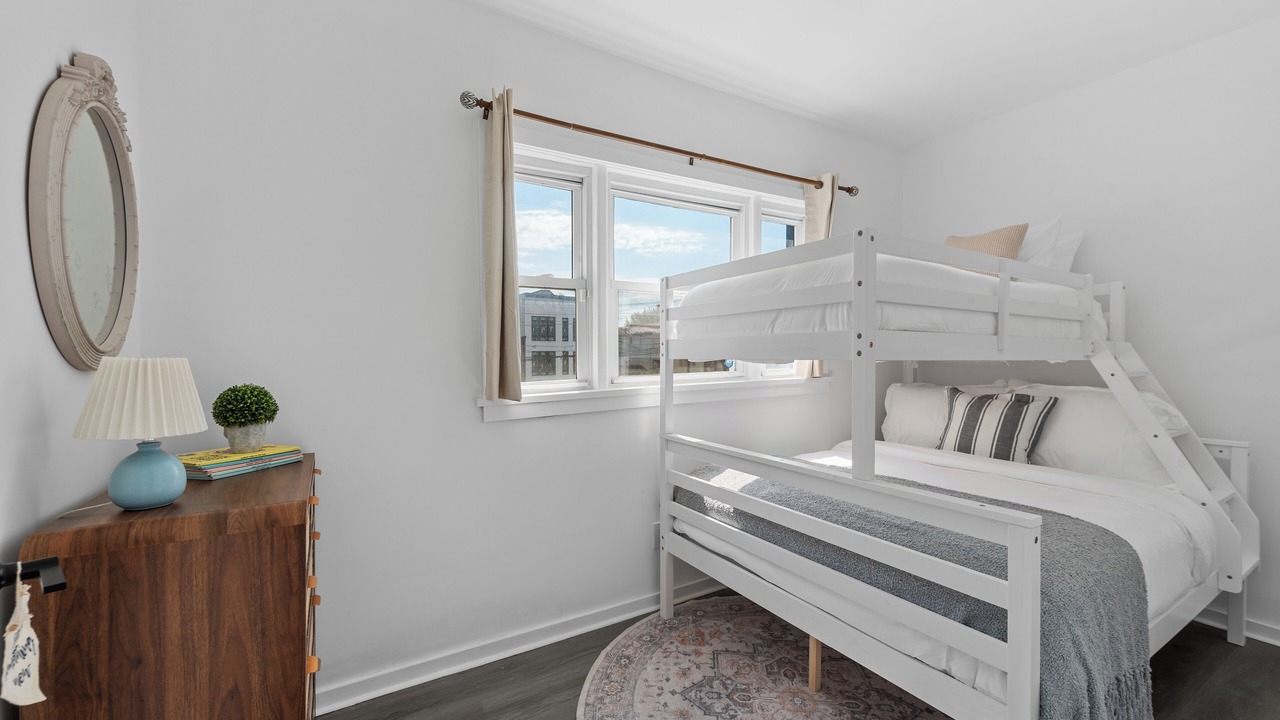 Photo of Bedroom in Communipaw