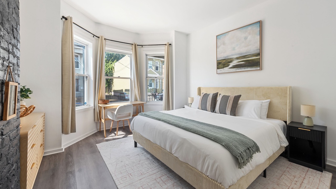 Photo of Bedroom in Communipaw