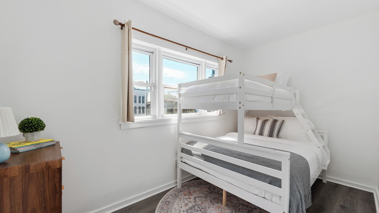 Photo of Bedroom in Communipaw