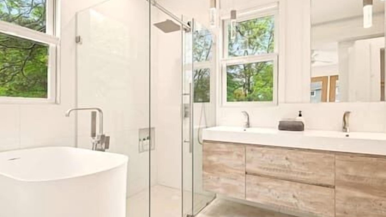 Photo of Bathroom in Walton Park