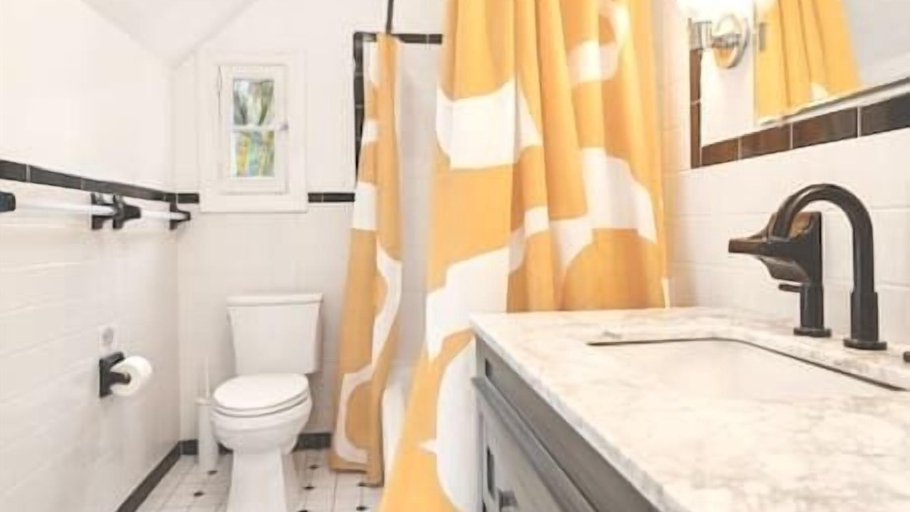 Photo of Bathroom in Walton Park