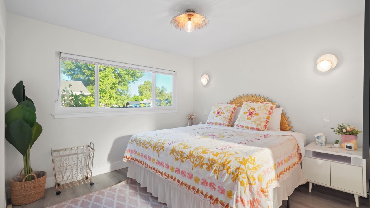 Photo of Bedroom in Warner Center