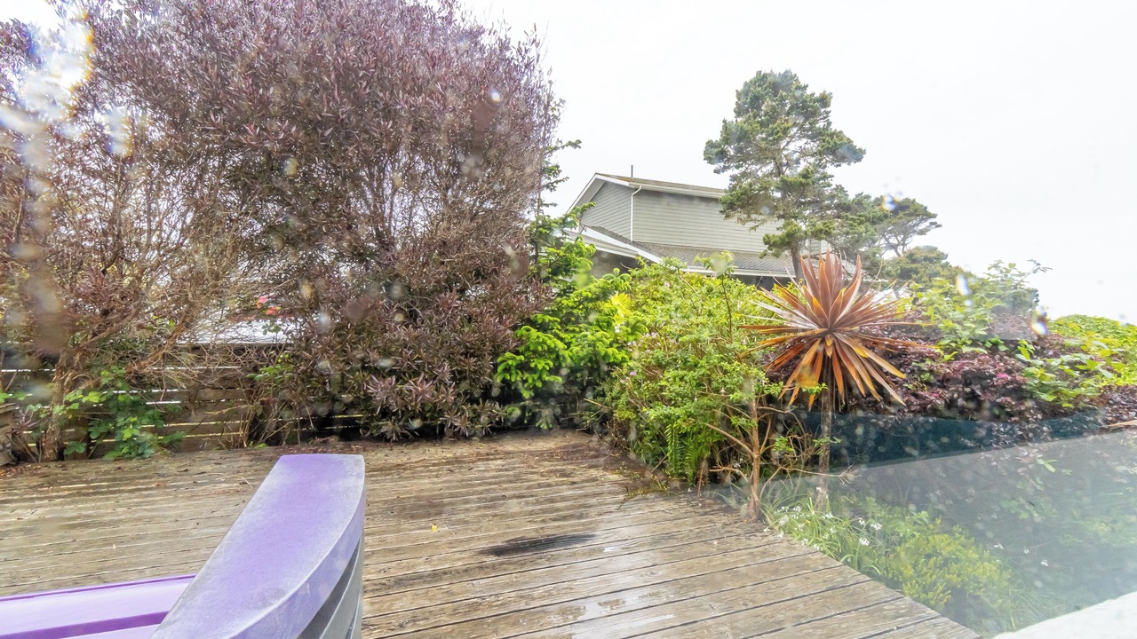 Photo of Patio Balcony in Crescent City North