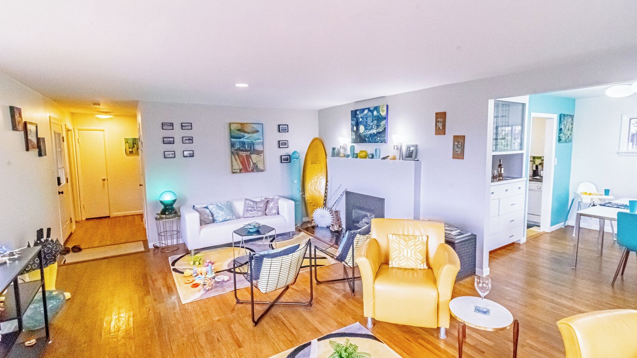 Photo of Livingroom in Crescent City North