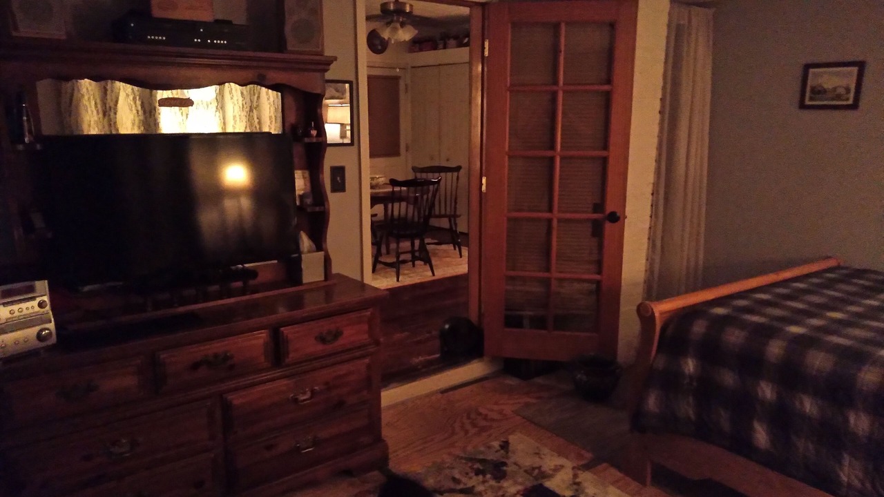 Photo of Bedroom in Lake Breeze Park