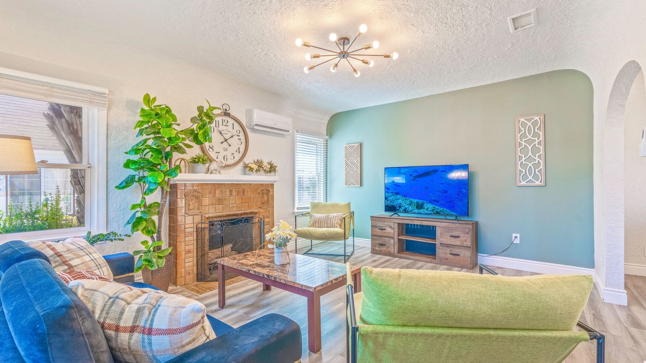 Photo of Livingroom in Alhambra
